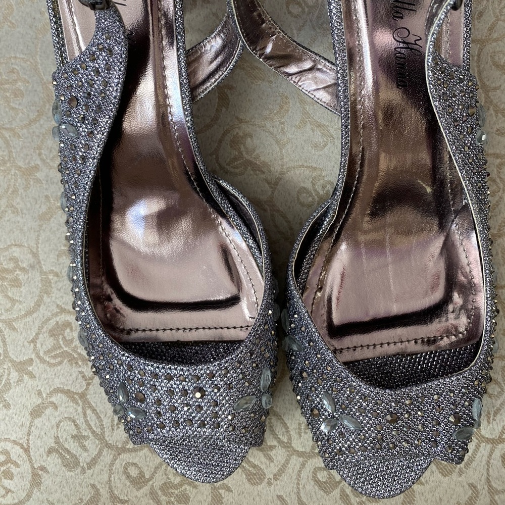 Silver Heels women’s 11